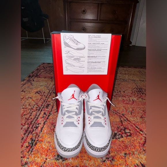 COPY - Fire Red Jordan 3’s (AUTHENTIC)